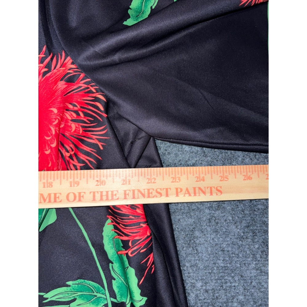 Top Notch Floral Kimono Jacket Black Red Green Chrysanthemum Print One Size - Picture 5 of 7